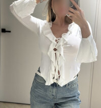 Александра  +7 (951) 466-44-44